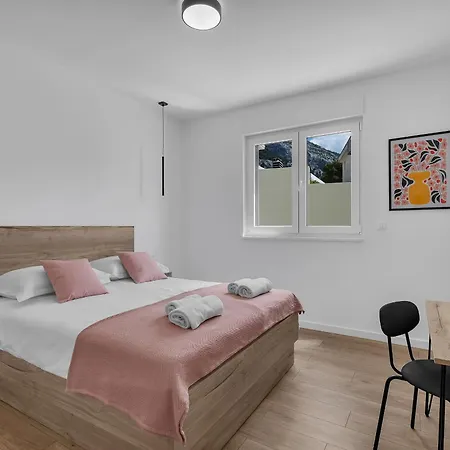 Bava - Swimming Pool With Sea View ماكارسكا