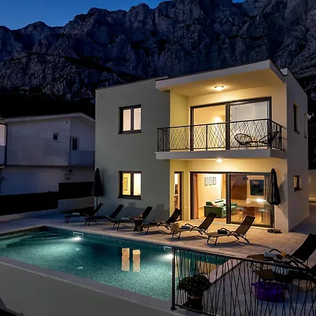 فيلة Bava - Swimming Pool With Sea View ماكارسكا