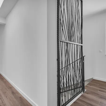 Bava - Swimming Pool With Sea View