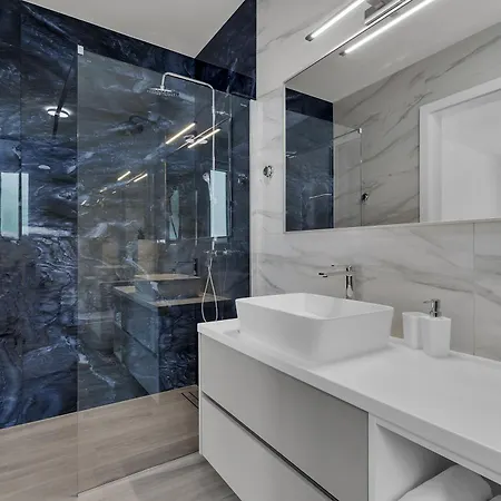 فيلة Bava - Swimming Pool With Sea View ماكارسكا