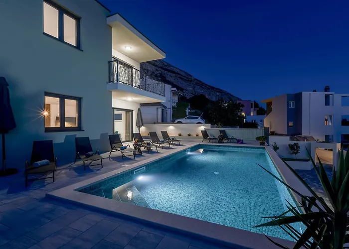 Bava - Swimming Pool With Sea View ماكارسكا