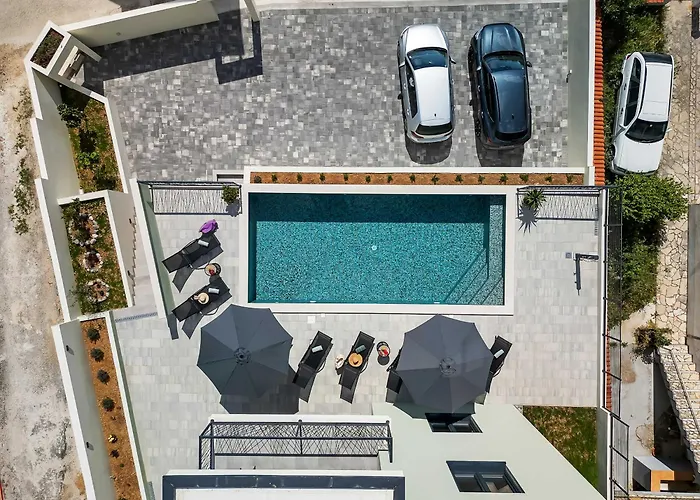 فيلة Bava - Swimming Pool With Sea View ماكارسكا